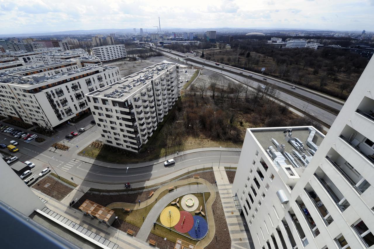 Romantic Sky Apartment- 15Th Floor Krakau Exterior foto